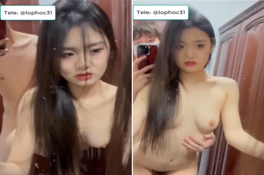 Xinh gái chịch nhau trước gương